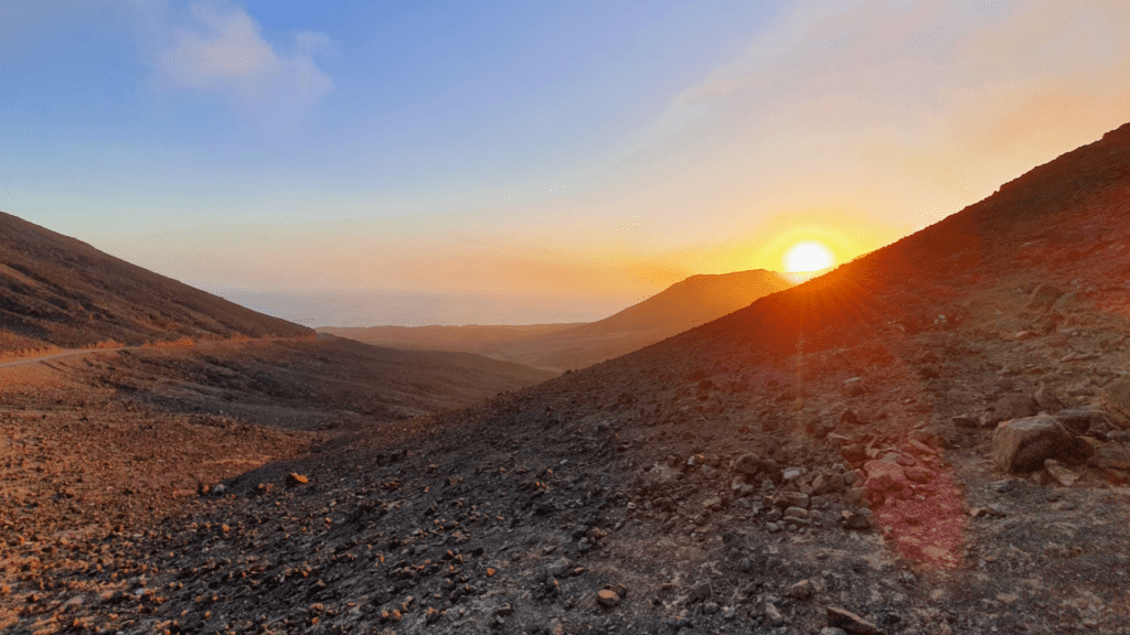 góry fuerteventura zachód słonca